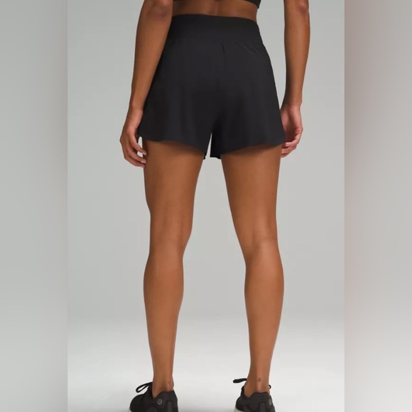 Lululemon Fast and Free High-Rise Short 2" *Airflow
In-Sense Emboss Black 10 - Picture 6 of 6